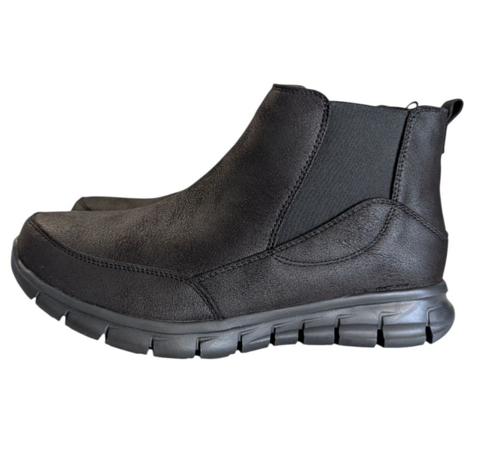 Skechers Synergy Easy Traveler Chelsea Black Boots Size 9 Air Cooled Memory Foam